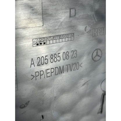 Grade Milha Parachoque Mercedes C180 2016 2017 2018 Direita