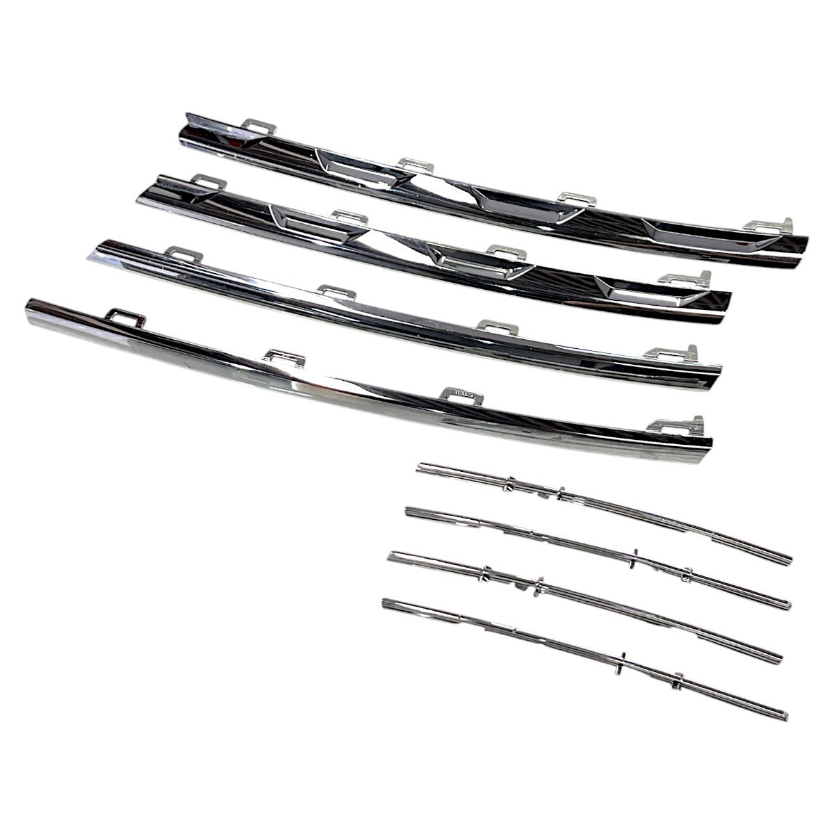 Conjunto Frisos Grade Parachoque VW Amarok V6 2019 Esquerdo